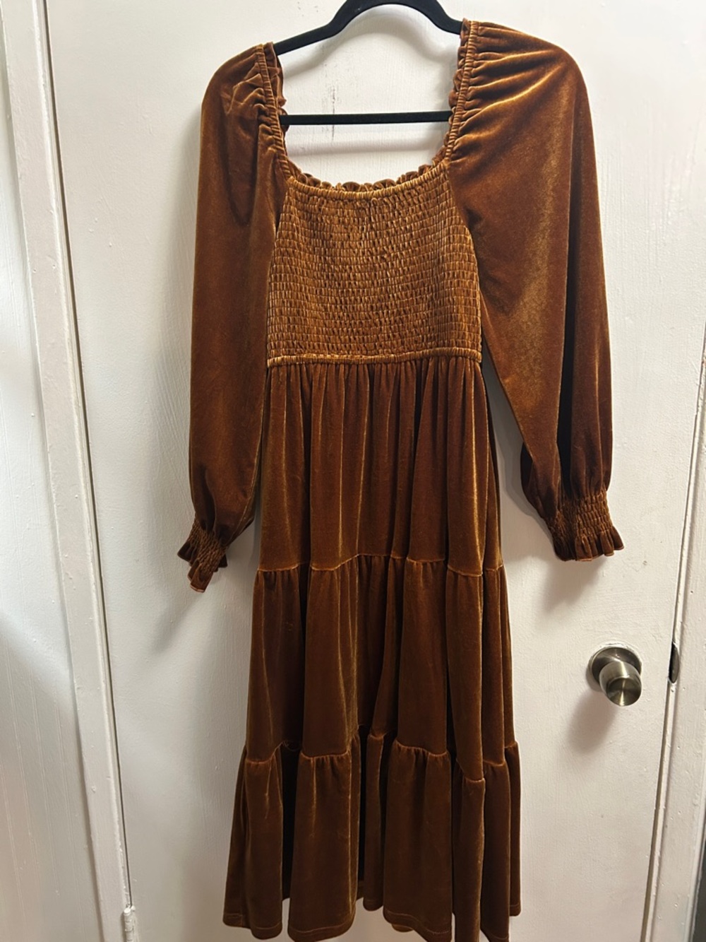 Zesica Smocked Velvet Style Maxi Dress in Rust Brown Size S - Picture 2 of 2